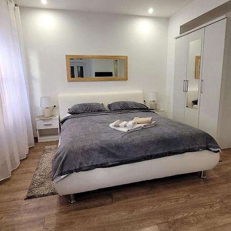 Sebenico Luxury Rooms Šibenik Kültér fotó